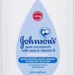 Johnson's Baby Powder with Naturally Derived Cornstarch Aloe & Vitamin E, Hypoallergenic, 9 oz